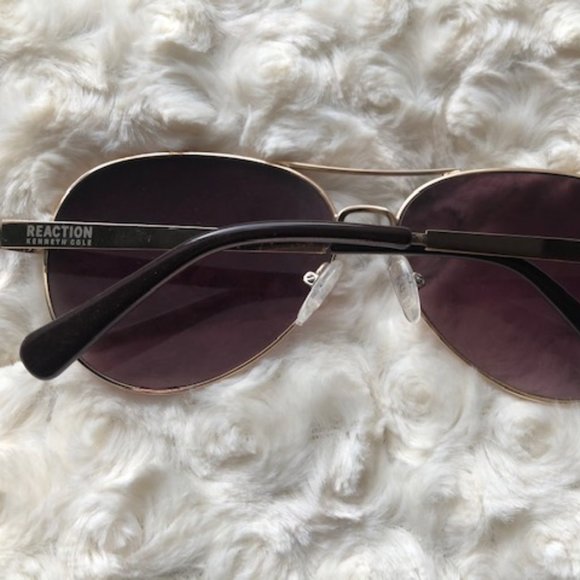 REACTION Kenneth Cole Sunglasses - Picture 4 of 4